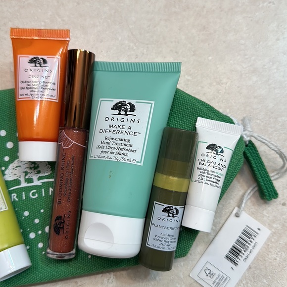 [GREAT DEAL] origins 9 pieces travel set - Picture 3 of 4